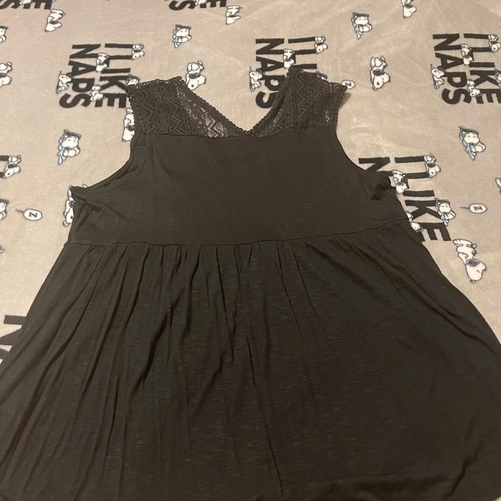 Sleeveless blouse - Picture 2 of 6